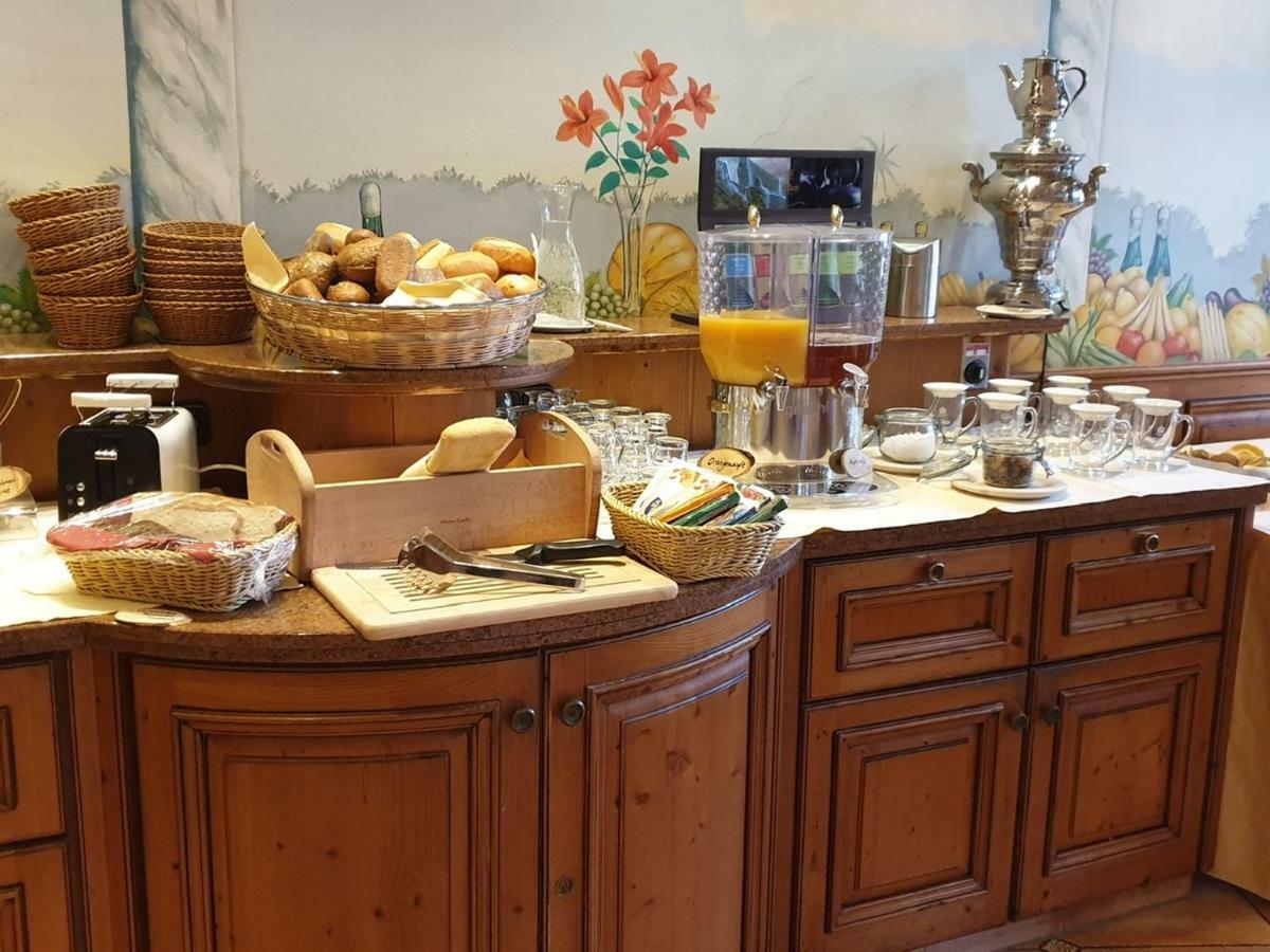 Hotel Spanischer Hof Groeditz Экстерьер фото